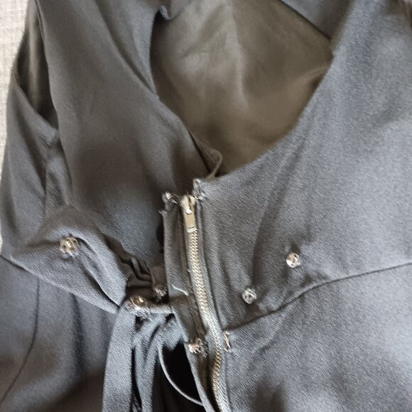 Vintage 1960s Little Black Dress The House of Nu-Mode Toronto Cut Out Back Bow - Picture 9 of 10